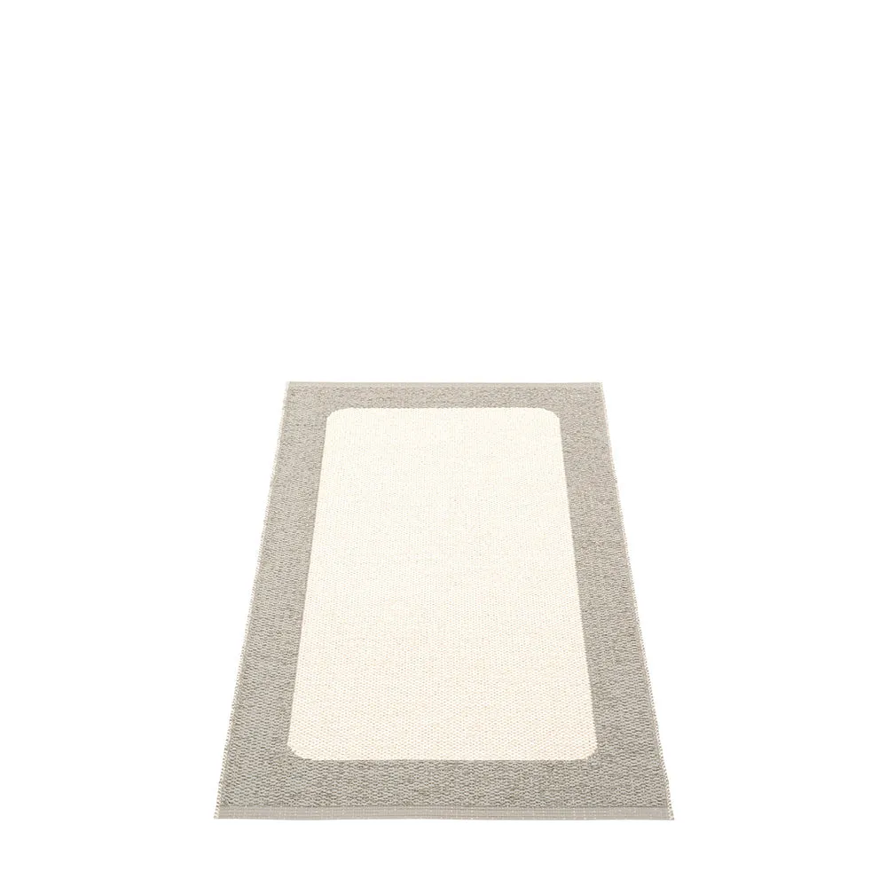 Amagansett Plastic Floor Mats Warm Grey/Vanilla (Multiple Sizes)