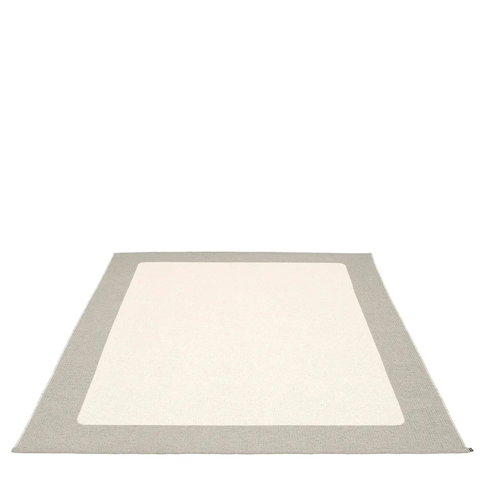 Amagansett Plastic Floor Mats Warm Grey/Vanilla (Multiple Sizes)