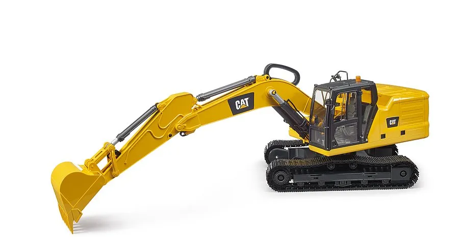 Bruder 02483 CAT Excavator