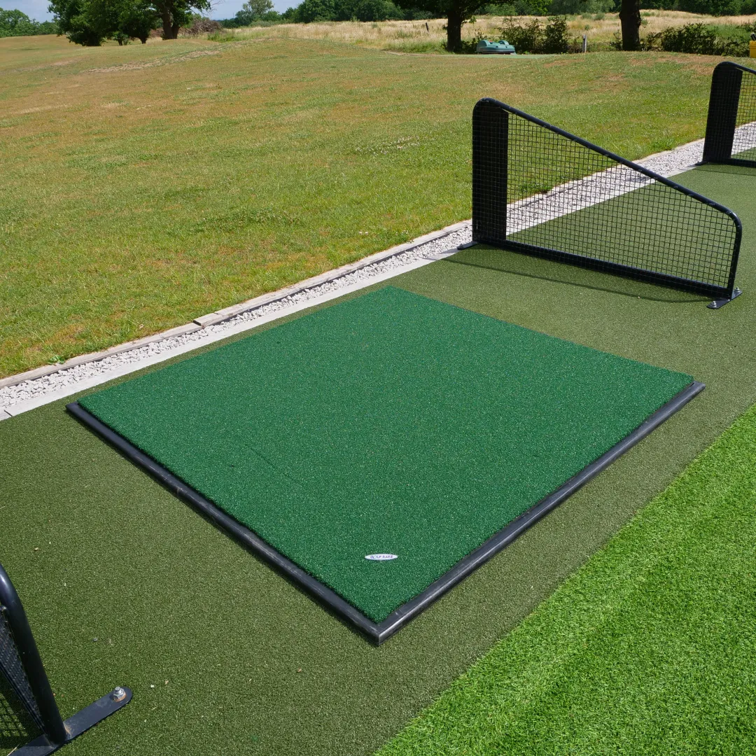 GOLFBAYS BASIC HITTING MAT 1.5 x 1.5 (4'11 X 4'11)