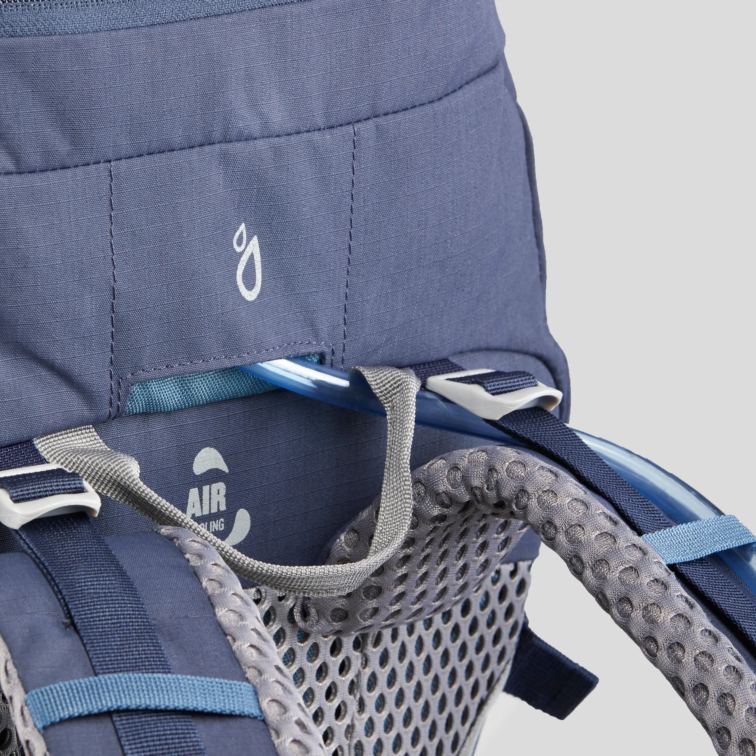 Hiking backpack 30 l Quechua MH500, dark blue/gray