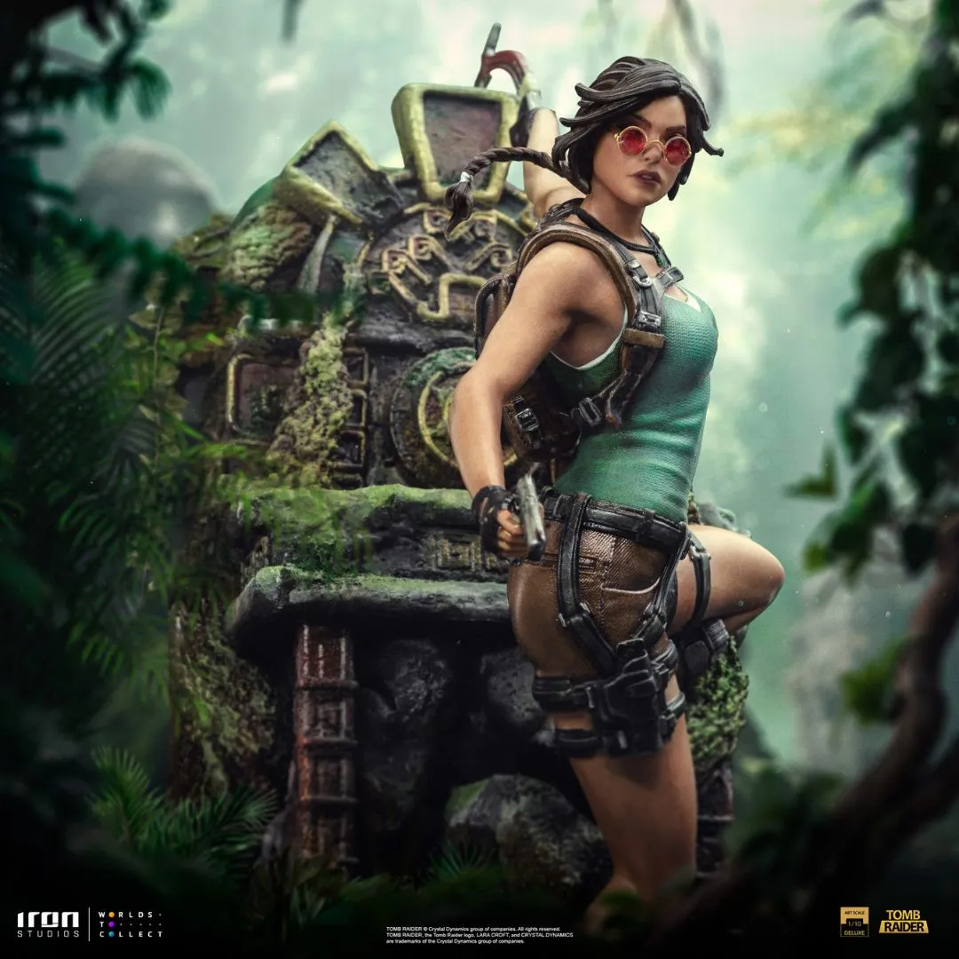 Lara Croft Tomb Raider Statue By Iron Studios