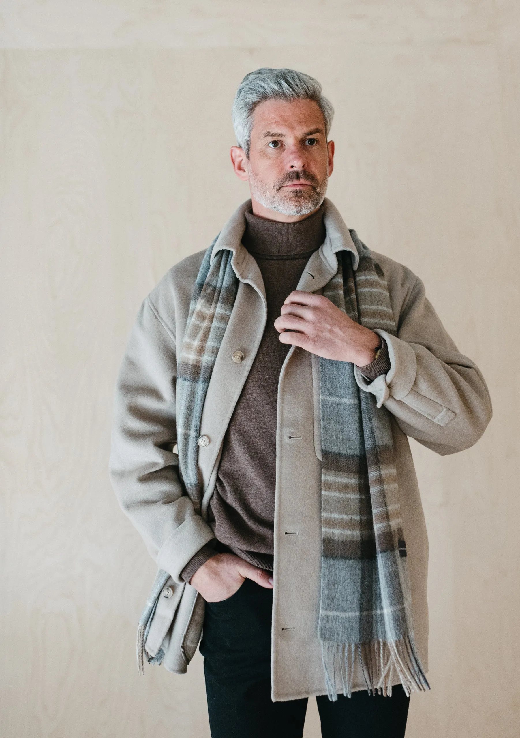 Men's Lambswool Scarf in Mackellar Tartan