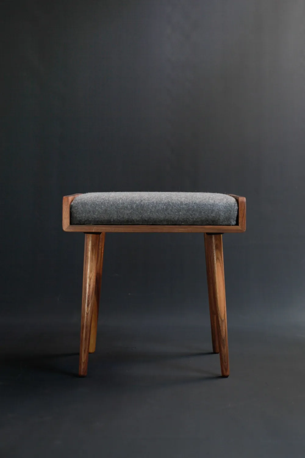 Scandinavian stool with straight legs in solid timber